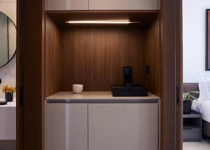 Aernia & Art Akrotírion