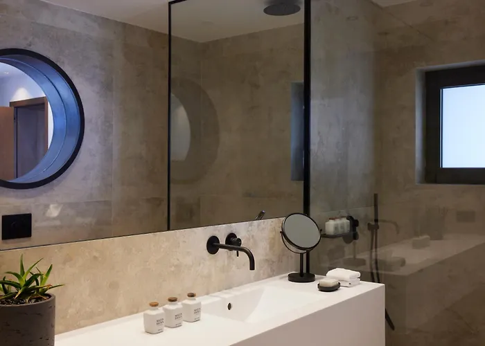 Aernia & Art Villa Akrotírion