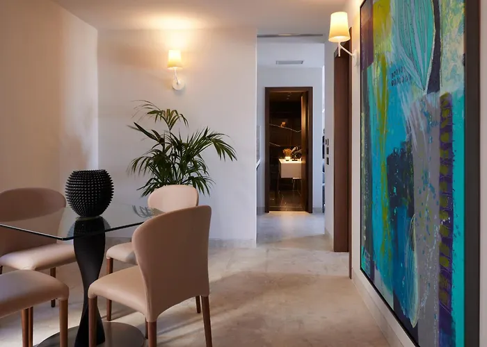 Aernia & Art Villa *