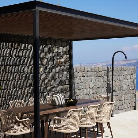 Aernia & Art Villa
