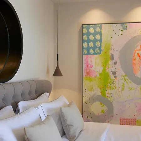 Aernia & Art Akrotírion