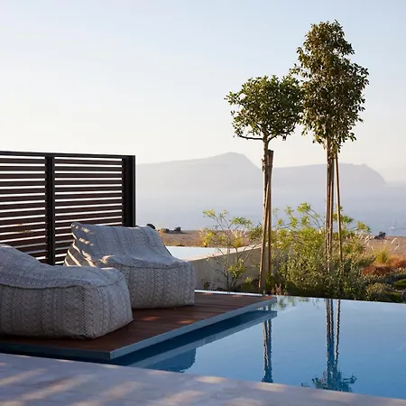 Aernia & Art Akrotírion