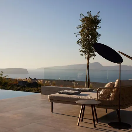 Aernia & Art Willa Akrotírion