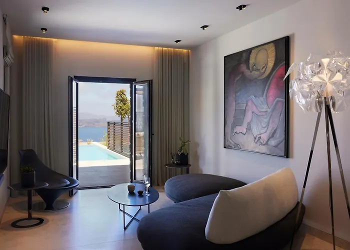 Aernia & Art * Akrotírion