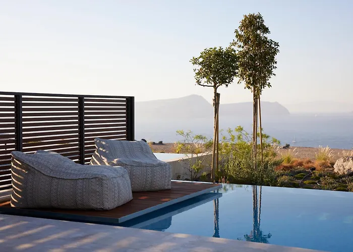 Aernia & Art Akrotírion