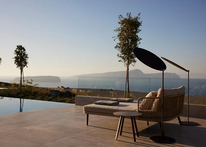 Aernia & Art فيلة Akrotírion