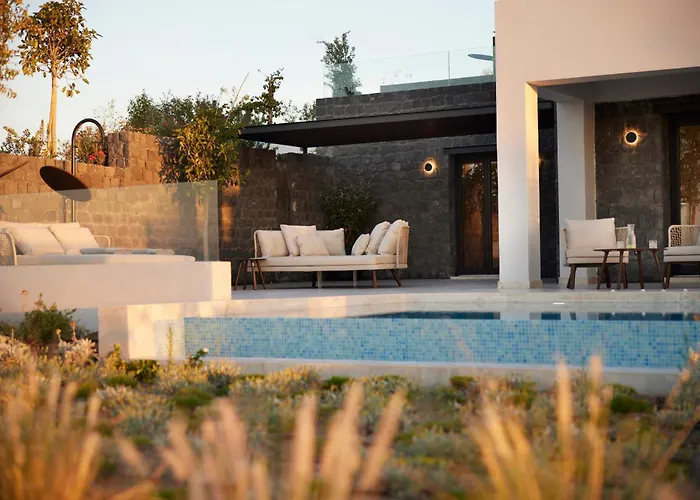 Aernia & Art * Akrotírion